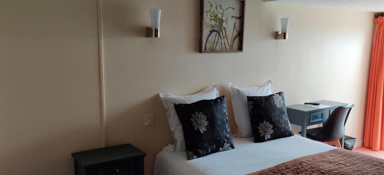 Hotel Du Tertre Mont-Dol Ngoại thất bức ảnh
