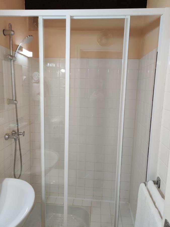 Hotel Du Tertre Mont-Dol Ngoại thất bức ảnh